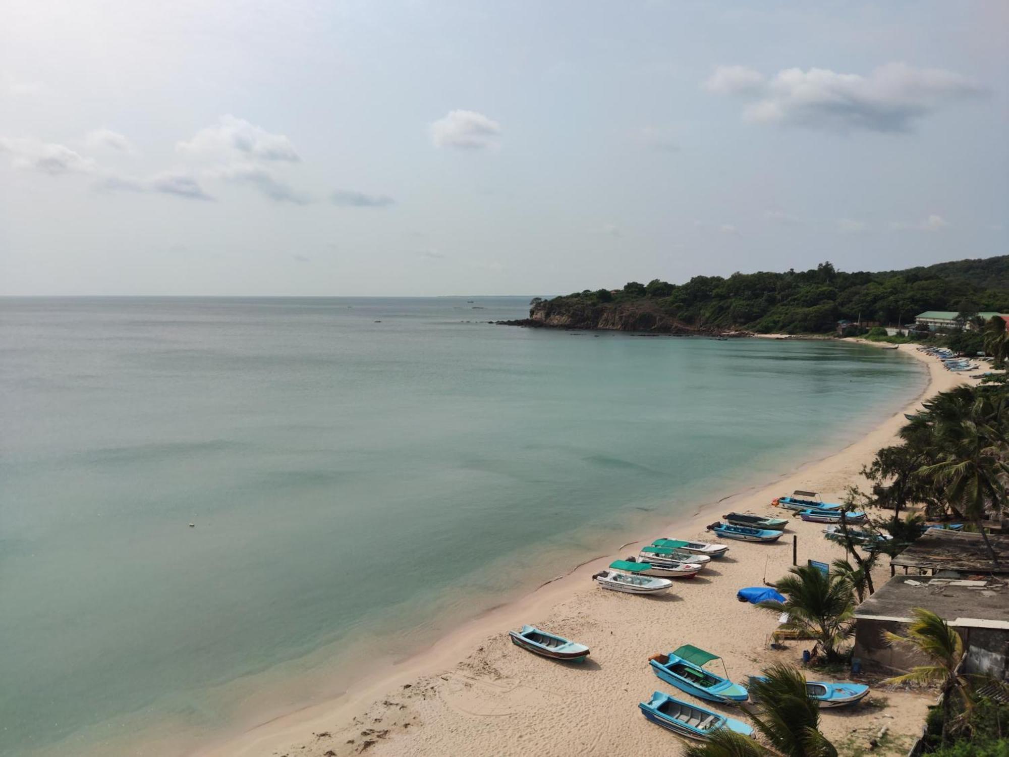 Trinco Beach By Dsk Trincomalee Exterior photo